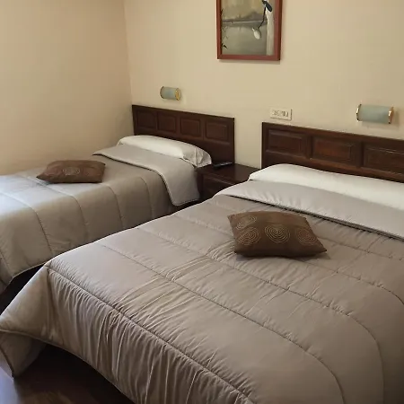 Πανσιόν Restaurante Irunako